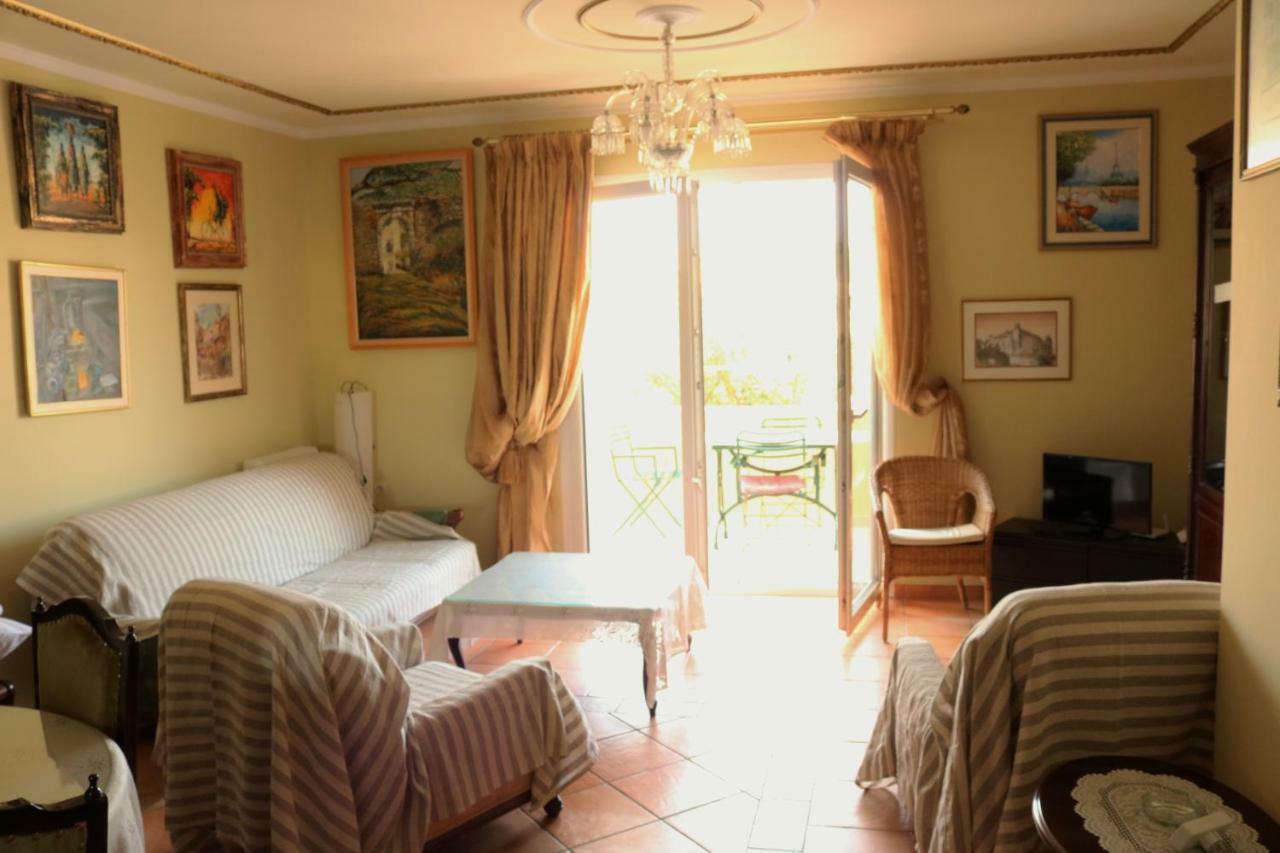 Mon Repos Two Floor Apartment Corfu  Buitenkant foto