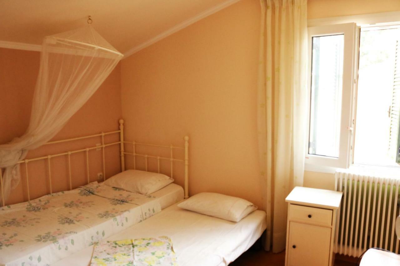 Mon Repos Two Floor Apartment Corfu  Buitenkant foto